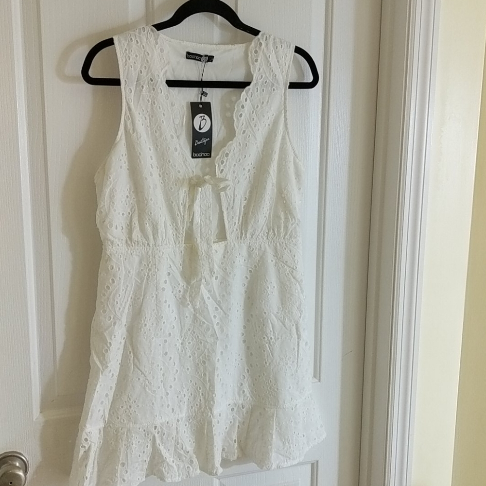 Boohoo Boutique White Eyelet Lace Tie Knot Dress